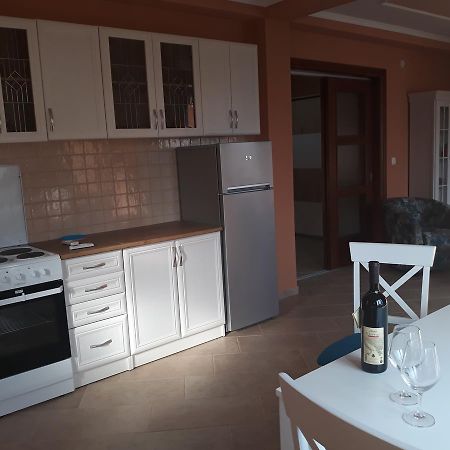 Apartmani Tanja Tivat Exterior foto